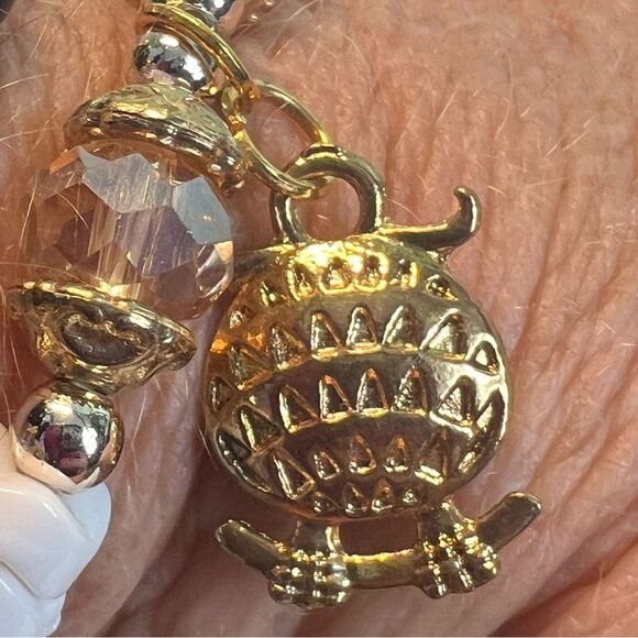 New Stretch Skyline Collection Bracelets Owl Charm Set of 4 Black Gold - Picture 4 of 5